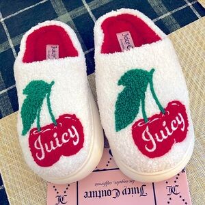 🍒Juicy Couture cherries sherpa slippers sz M 6.5/7.5 NWT